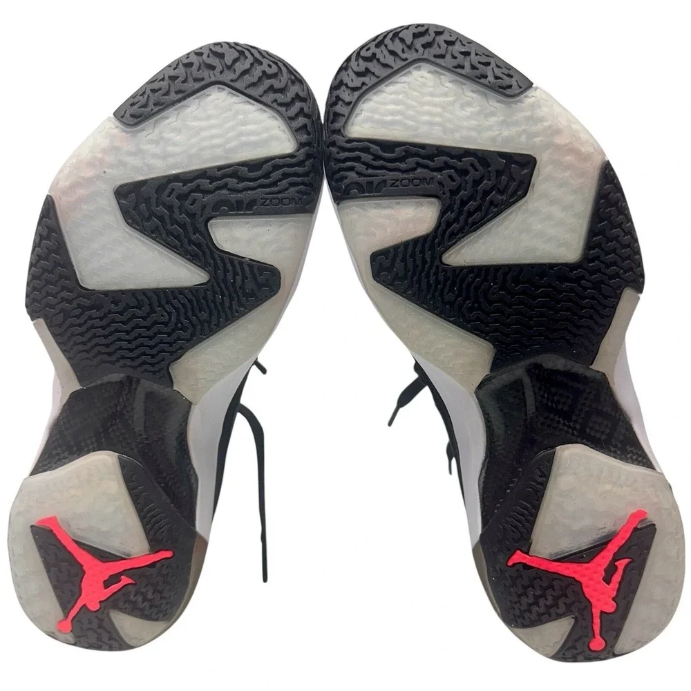 Nike‎ Air Jordan 37 XXXVII DD7421 091 black/white Youth Size 6Y